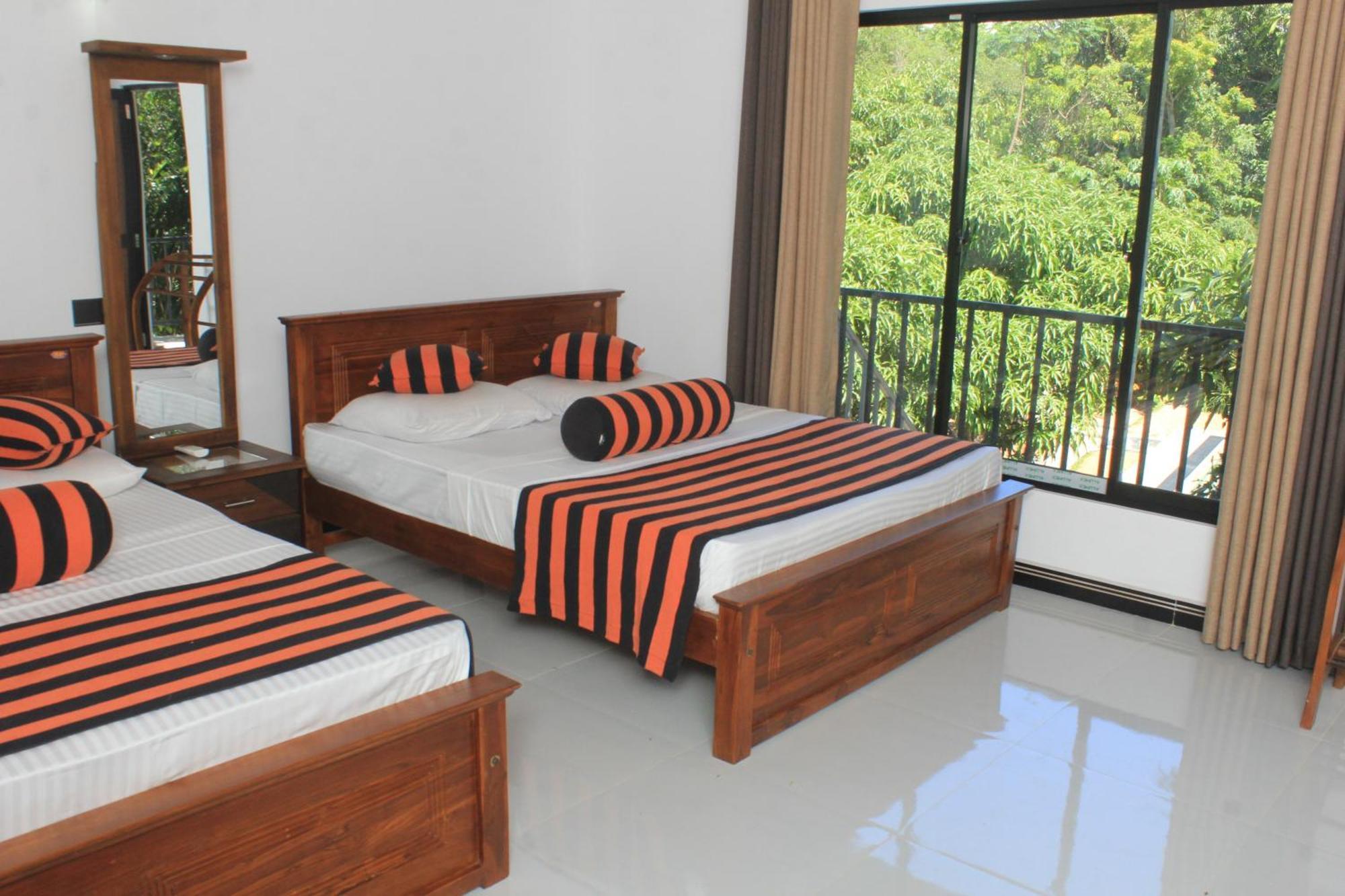 Sigiriya Sun Shine Villa מראה חיצוני תמונה